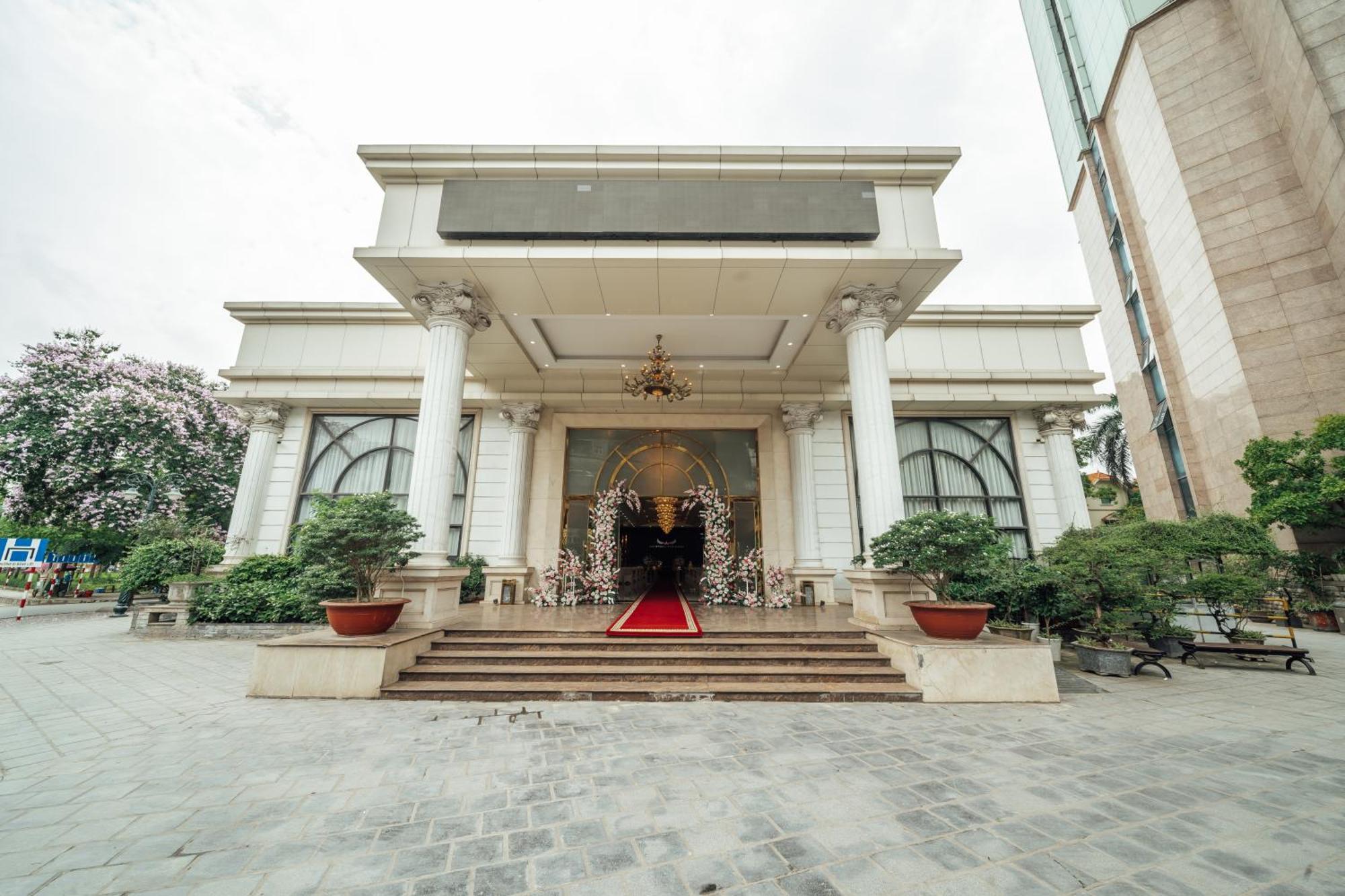 Muong Thanh Grand Hanoi Hotel — Foto’s 1